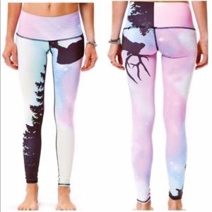 Teeki Northern Lights Hot Pant Yoga Leggings